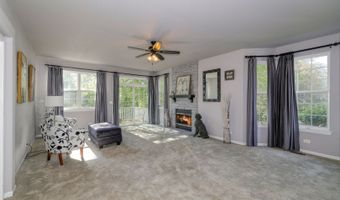 3009 Talaga Dr, Algonquin, IL 60102