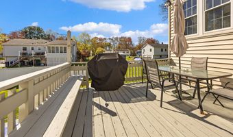 10 Brightwood Ln, Branford, CT 06405