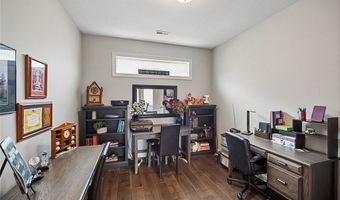 3813 NW Linwood Ln, Ankeny, IA 50023