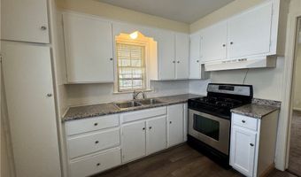 960 Jason Ave, Akron, OH 44314