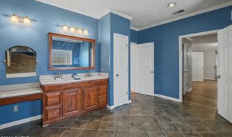 593 Sunny Hill Rd, Alamo, TN 38001