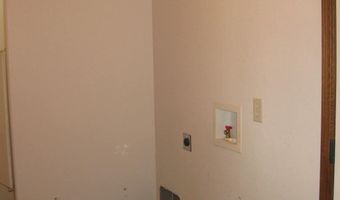 525 Valley View Ave, Baltic, SD 57003