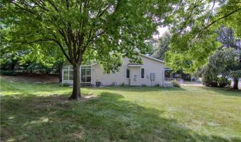 1108 Glades Dr, Altoona, WI 54720