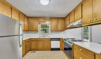 2202 Heath Dr, Ball Ground, GA 30107