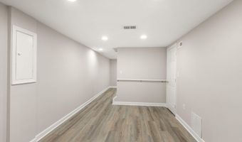 8470 NICOLE Ct, Annandale, VA 22003
