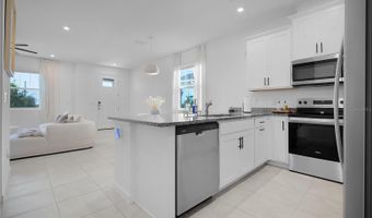 3041 DOUGLAS FIR Dr, Apopka, FL 32703