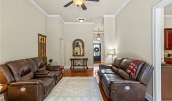 1726 VFW Rd, Auburn, AL 36832