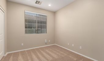 4104 E BELLERIVE Dr, Chandler, AZ 85249