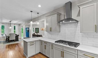 52 Pine Swamp Rd, Cumberland, RI 02864