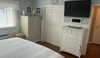 100 3rd Ave 32, Belmar, NJ 07719