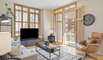 820 N POLLARD St 511, Arlington, VA 22203
