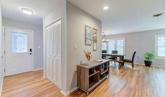 33 Imperia Pl, Aberdeen, NJ 07747