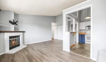 7632 157th St W 308, Apple Valley, MN 55124