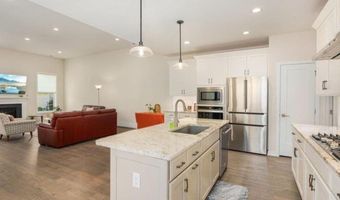 4087 Daubert Dr, Allentown, PA 18104