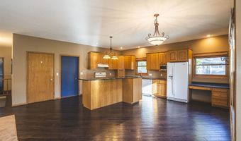 5862 Villa Rd, Alta, IA 51002