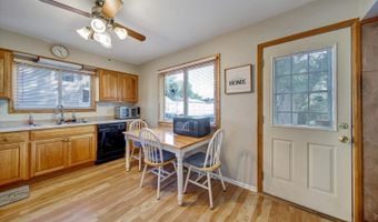 445 S Yale Ave, Addison, IL 60101