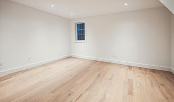 697 GIDDINGS Ave, Annapolis, MD 21401