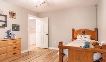 707 Alexander Dr, Aberdeen, NC 28315