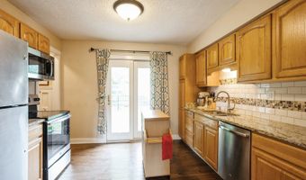 2305 6th St SW, Altoona, IA 50009