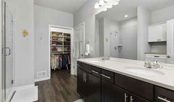 402 Henstride Ct, Ann Arbor, MI 48108