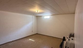 711 S Jerome St, Algona, IA 50511