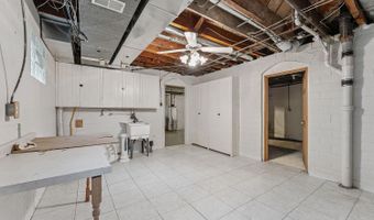 914 Ash St, Baraboo, WI 53913