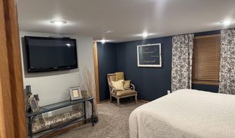 814 S Park St, Aberdeen, SD 57401