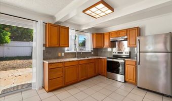460 Kinaole Cir, Kihei, HI 96753