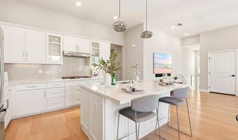 16750 Coyote Bush Dr 11, San Diego, CA 92127