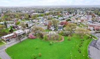 40 Carpenter St, Belleville, NJ 07109