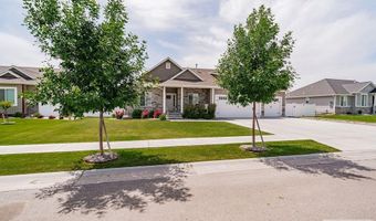 1814 47th St, Ammon, ID 83406