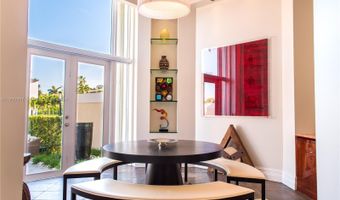 3705 NE 214 St 13, Aventura, FL 33180
