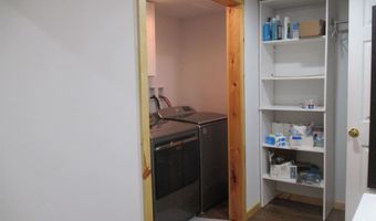 127 Grafton Ave, Alma, MI 48801