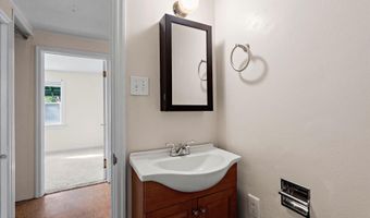 1801 Cleveland Ave, Anchorage, AK 99517