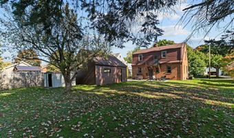 1613 N DIVISION St, Appleton, WI 54911