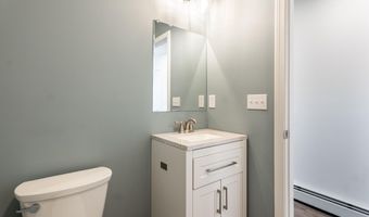 1 Estes Dr, Standish, ME 04085