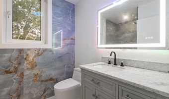 130 Zoar Ave, Attleboro, MA 02703