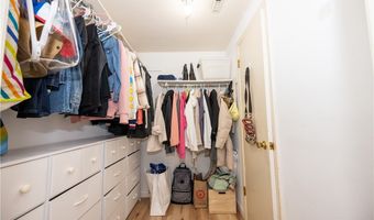 132 Harrogate E, Amherst, NY 14221