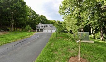 79 New Boston Rd, Bedford, NH 03110