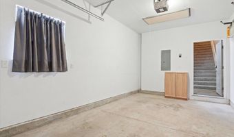 2946 Hunley Dr, Ann Arbor, MI 48105