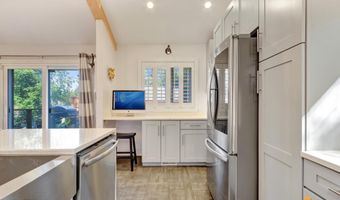 6901 Serenity Dr, Anchorage, AK 99502