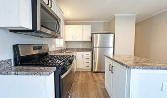 7055 Quarry Rd 43, Amherst, OH 44001