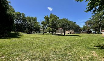 711 W Woodbine Rd, Ash Grove, MO 65604