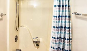 141 MALLARD Dr, Basye, VA 22810