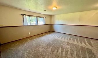 1037 Caroline St, Billings, MT 59105