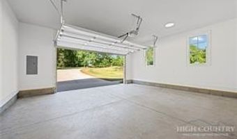 109 Frost Rd, Advance, NC 27006