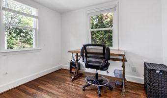 561 45TH St NE, Washington, DC 20019