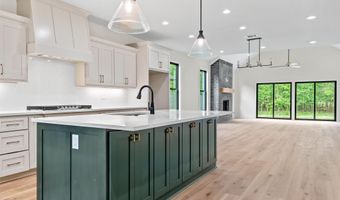 7233 Havenwood Dr, Benton, AR 72019
