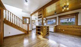 126 Nursery St, Ashland, OR 97520