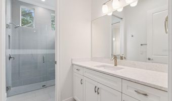 1351 W YALE St, Orlando, FL 32804